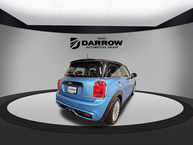 used 2016 MINI Hardtop car, priced at $14,000