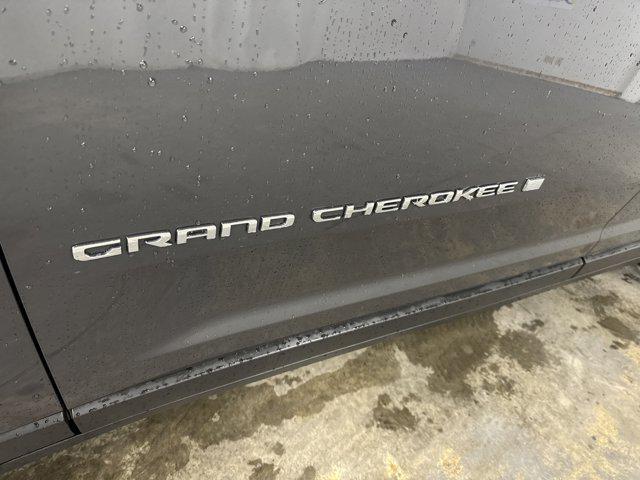 used 2021 Jeep Grand Cherokee L car, priced at $28,919