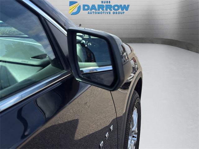 used 2021 Chevrolet Traverse car, priced at $23,031