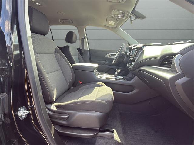 used 2021 Chevrolet Traverse car, priced at $23,031