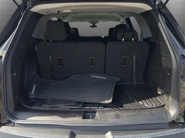 used 2021 Chevrolet Traverse car, priced at $23,031