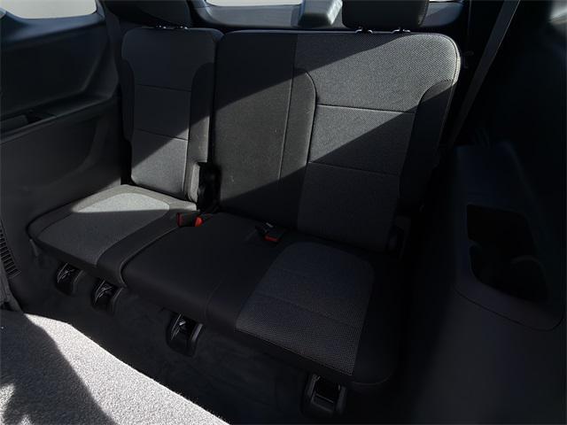 used 2021 Chevrolet Traverse car, priced at $23,031