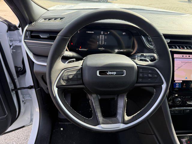 new 2025 Jeep Grand Cherokee car, priced at $47,300