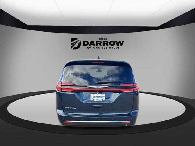 new 2025 Chrysler Pacifica car, priced at $43,920