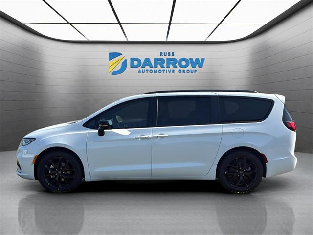 new 2026 Chrysler Pacifica car, priced at $48,972