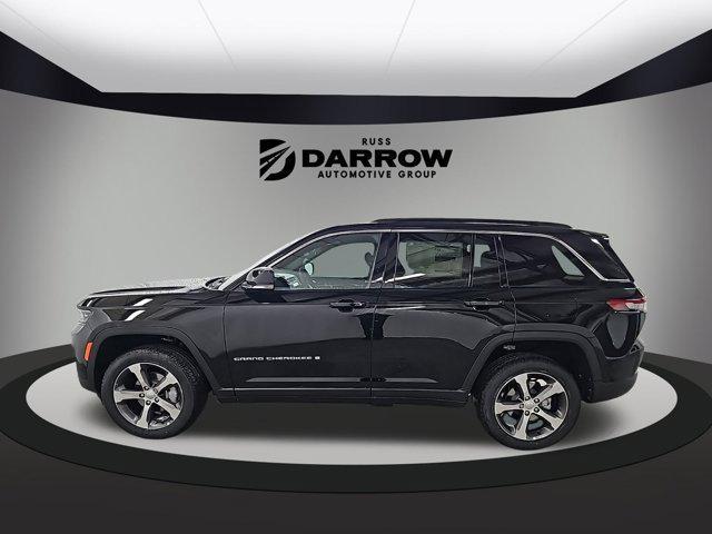 new 2025 Jeep Grand Cherokee car, priced at $47,200