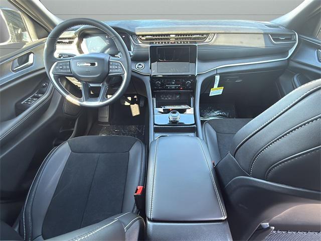 new 2025 Jeep Grand Cherokee car, priced at $46,483