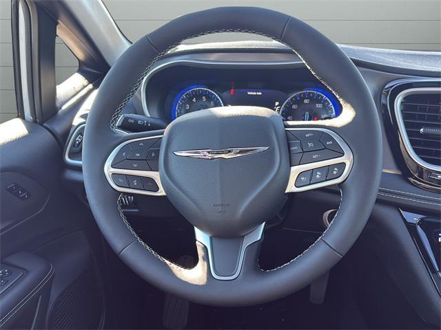 new 2026 Chrysler Pacifica car, priced at $46,116