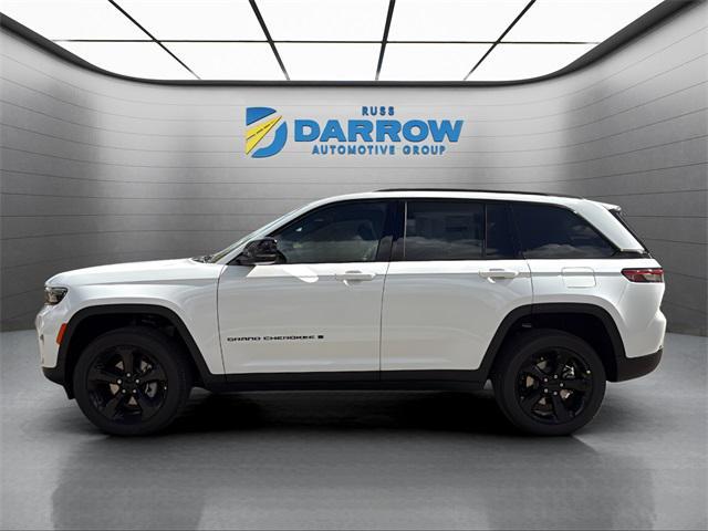 new 2025 Jeep Grand Cherokee car, priced at $45,162