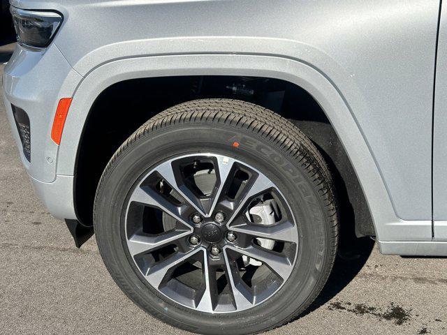 new 2025 Jeep Grand Cherokee L car, priced at $64,832