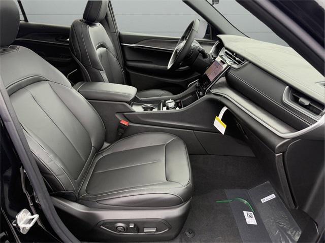 new 2025 Jeep Grand Cherokee car, priced at $48,412