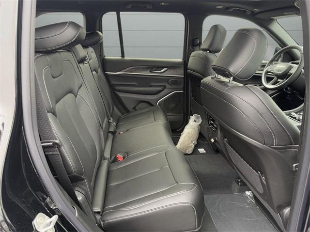 new 2025 Jeep Grand Cherokee car, priced at $48,412