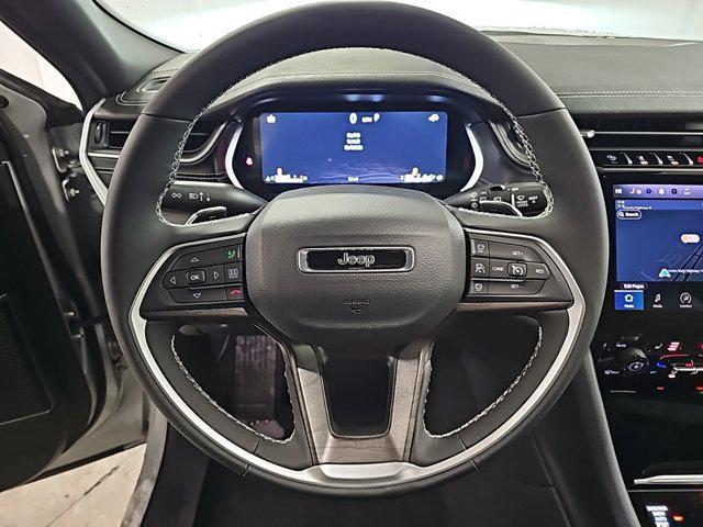 new 2025 Jeep Grand Cherokee car, priced at $47,200