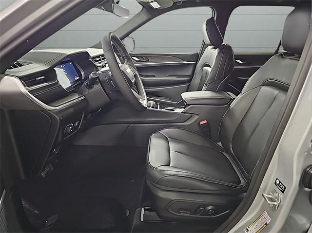 new 2025 Jeep Grand Cherokee car, priced at $49,963