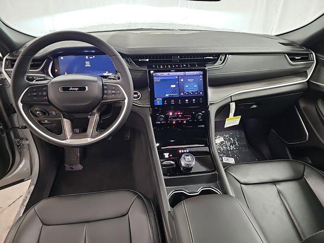 new 2025 Jeep Grand Cherokee car, priced at $47,200