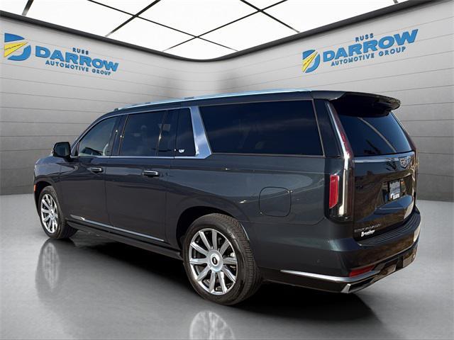 used 2022 Cadillac Escalade ESV car, priced at $58,079
