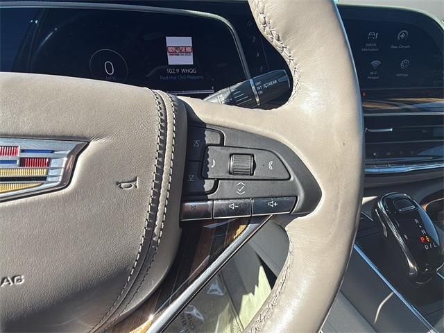 used 2022 Cadillac Escalade ESV car, priced at $58,079