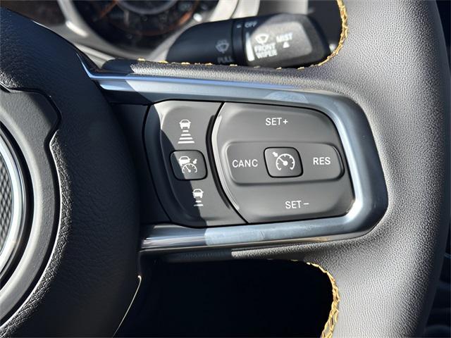 new 2025 Jeep Wrangler car, priced at $51,712