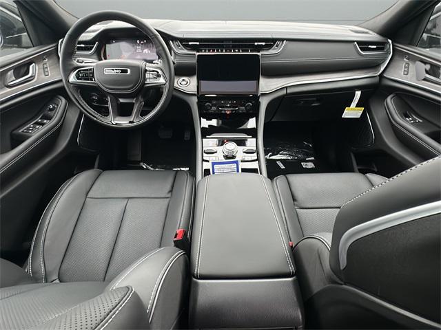 new 2025 Jeep Grand Cherokee car, priced at $62,300