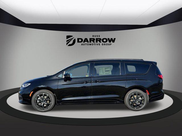 new 2024 Chrysler Pacifica car, priced at $49,560