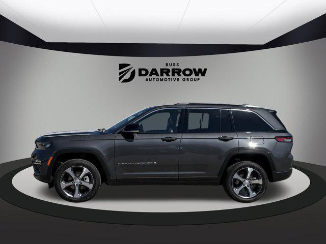 new 2025 Jeep Grand Cherokee car, priced at $51,000