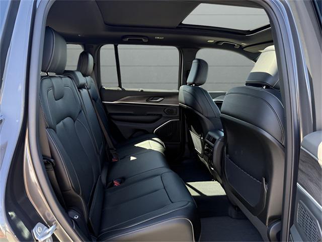 new 2025 Jeep Grand Cherokee car, priced at $50,850
