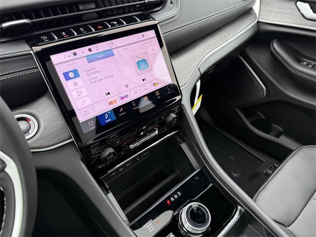 new 2025 Jeep Grand Cherokee car, priced at $50,027