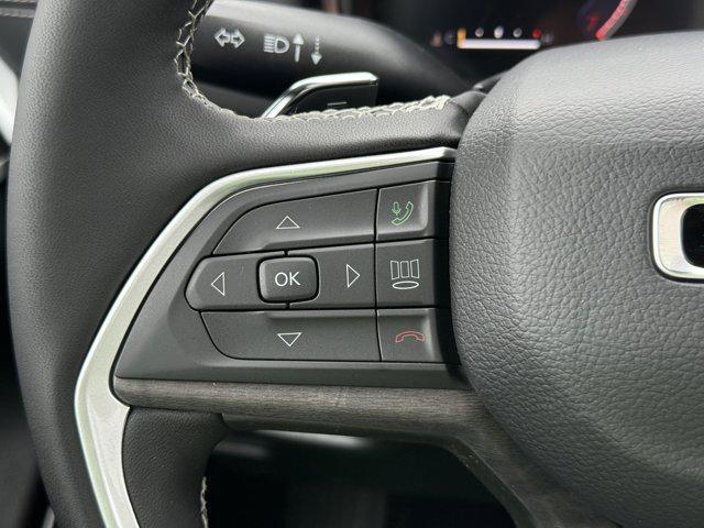 new 2025 Jeep Grand Cherokee car, priced at $49,991