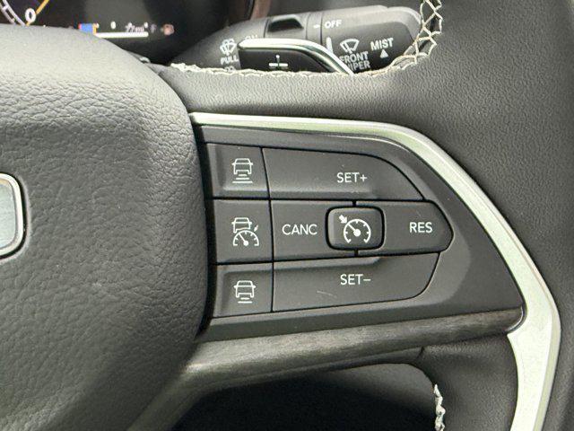 new 2025 Jeep Grand Cherokee car, priced at $49,991