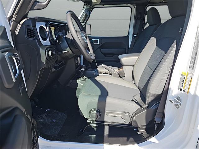 new 2025 Jeep Wrangler car, priced at $43,998