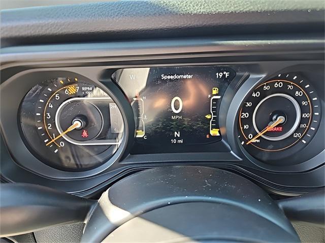 new 2025 Jeep Wrangler car, priced at $43,998