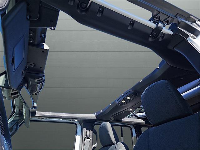 new 2025 Jeep Wrangler car, priced at $43,998
