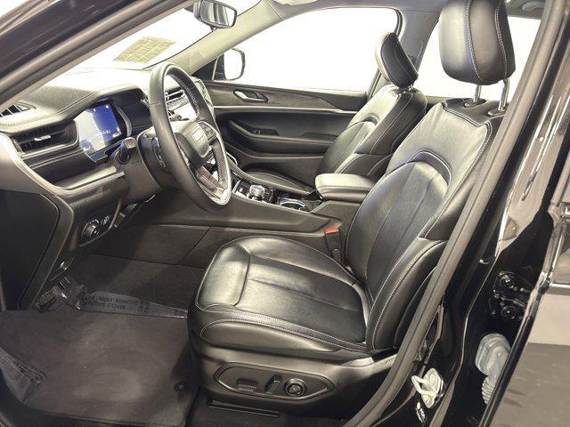 used 2022 Jeep Grand Cherokee car, priced at $31,802