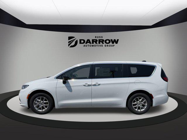 new 2025 Chrysler Pacifica car, priced at $43,061