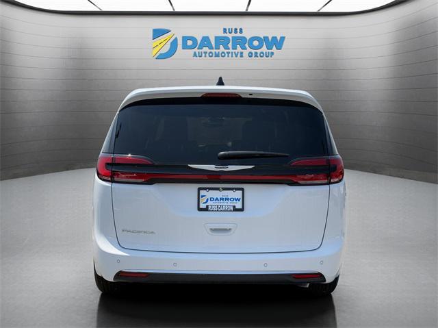 new 2025 Chrysler Pacifica car, priced at $43,061
