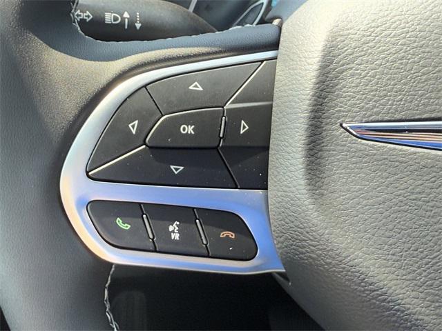 new 2025 Chrysler Pacifica car, priced at $43,061