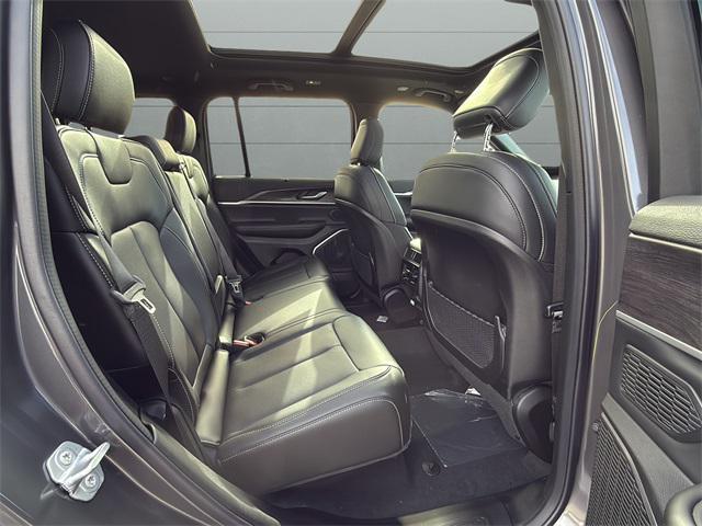 new 2025 Jeep Grand Cherokee car, priced at $53,267
