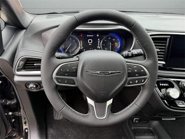 new 2025 Chrysler Pacifica car, priced at $48,111