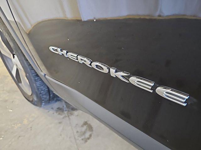 used 2021 Jeep Cherokee car, priced at $24,798