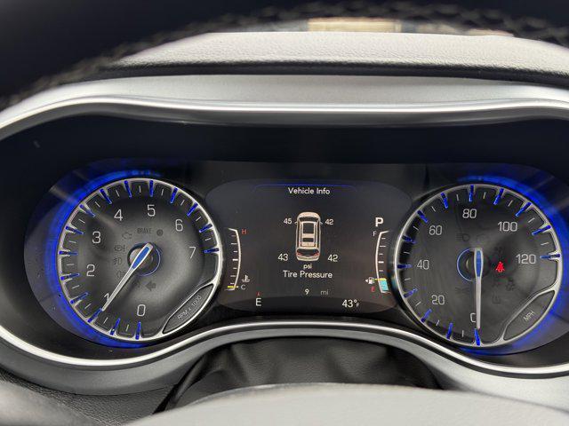 new 2025 Chrysler Pacifica car, priced at $49,066