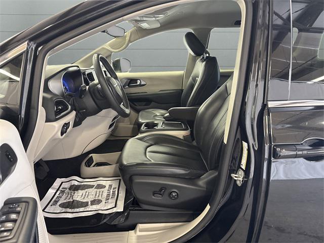 used 2023 Chrysler Pacifica car, priced at $23,138