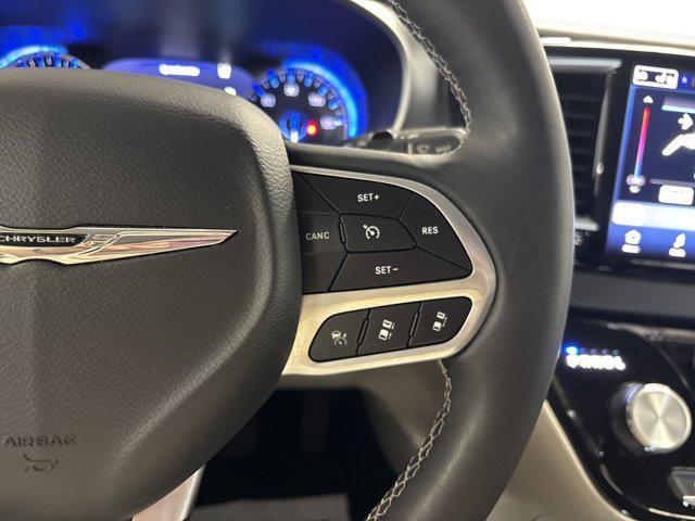used 2023 Chrysler Pacifica car, priced at $23,354