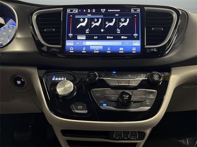 used 2023 Chrysler Pacifica car, priced at $23,138