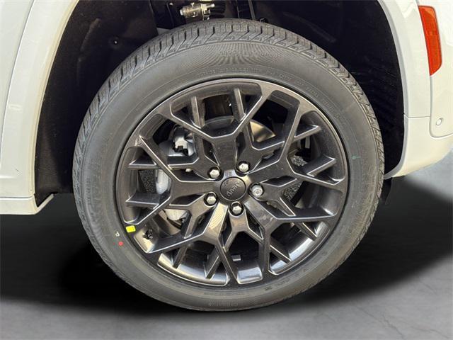 new 2025 Jeep Grand Cherokee car, priced at $65,363