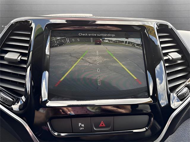used 2020 Jeep Cherokee car, priced at $20,772