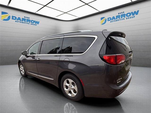 used 2018 Chrysler Pacifica Hybrid car, priced at $15,306