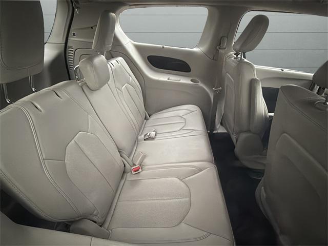 used 2018 Chrysler Pacifica Hybrid car, priced at $15,306