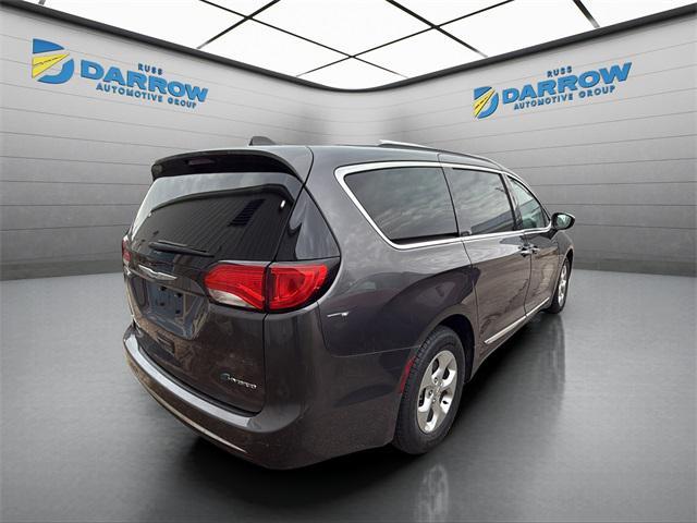 used 2018 Chrysler Pacifica Hybrid car, priced at $15,306