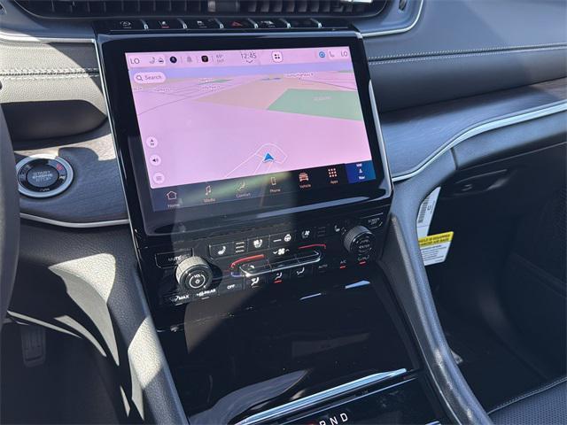 new 2025 Jeep Grand Cherokee car, priced at $54,115