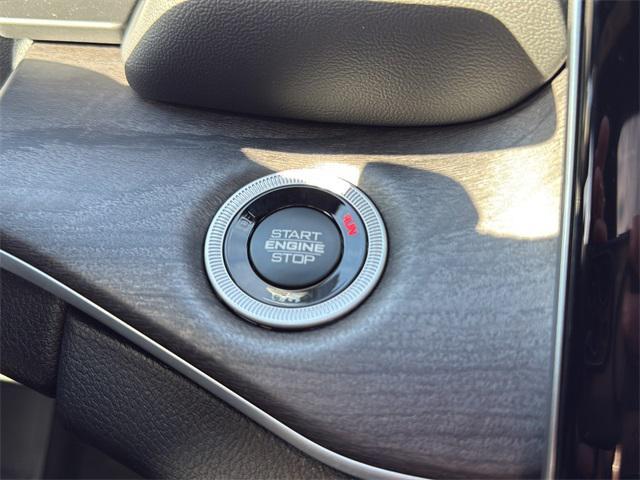 new 2025 Jeep Grand Cherokee car, priced at $54,115